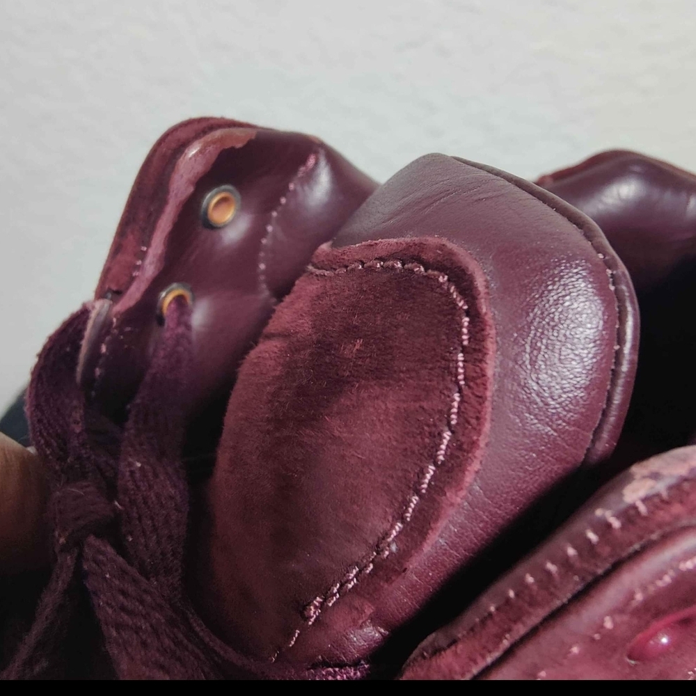 Nike Purple Sneakers - Picture 8 of 9